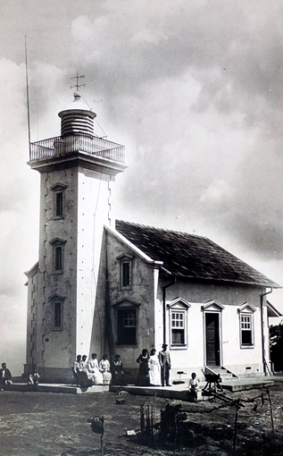 farol bom abrigo antigo